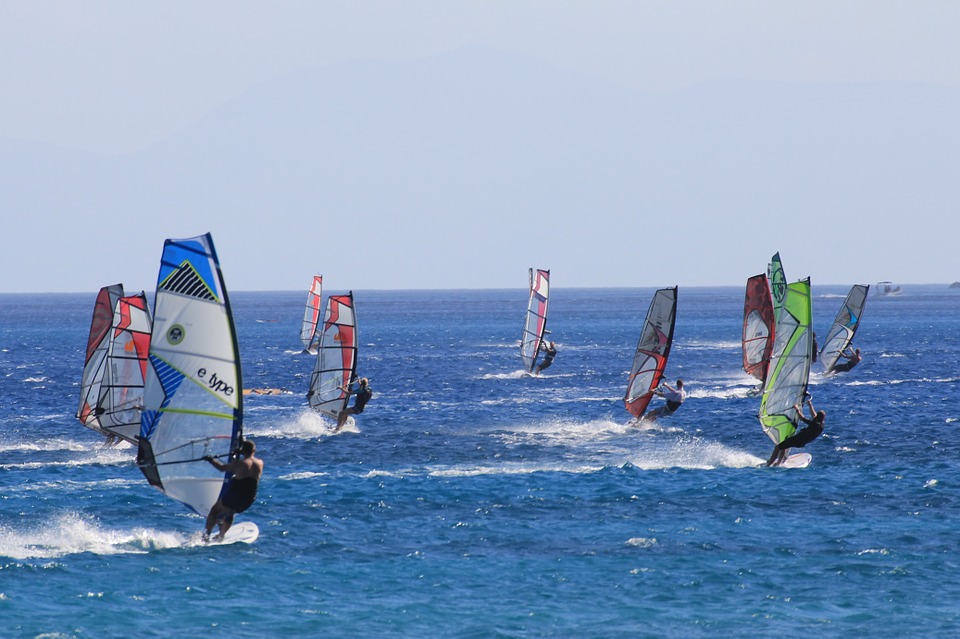 dlaczego warto wybrać obóz windsurfingowy